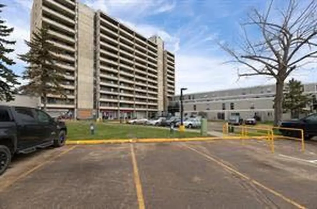 11721 Macdonald Drive Fort Mcmurray AB T9H4H1