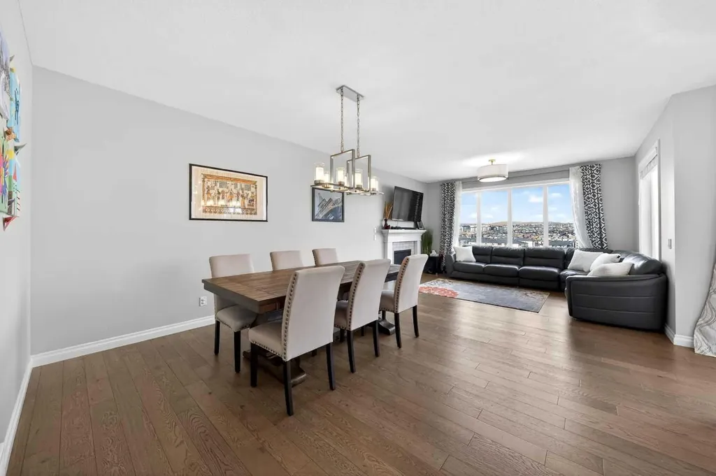 396 Evansborough Way NW Calgary AB T3P 0R3