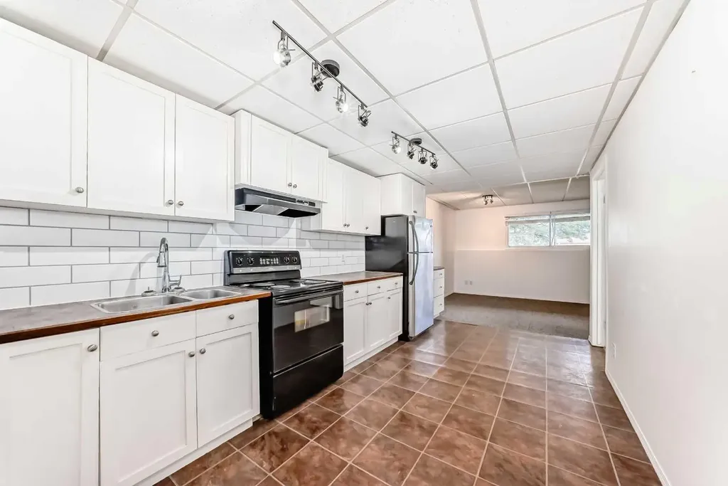 112 Albert Street SE Airdrie AB T4B 0R5