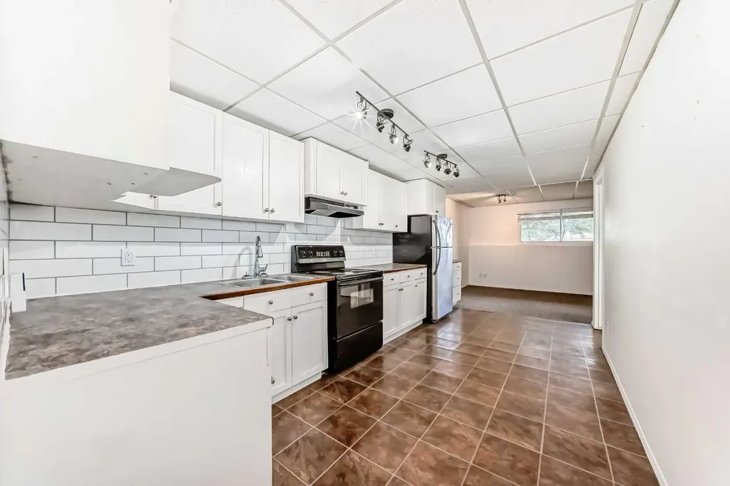 112 Albert Street SE Airdrie AB T4B 0R5