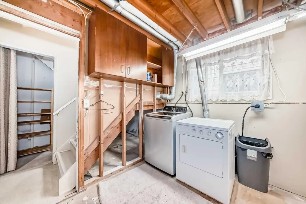 112 Albert Street SE Airdrie AB T4B 0R5