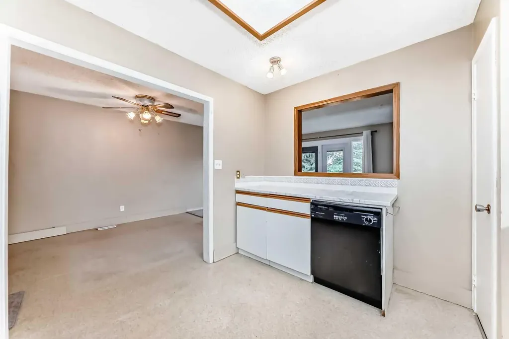 112 Albert Street SE Airdrie AB T4B 0R5