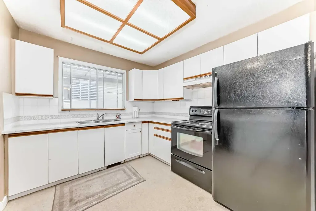 112 Albert Street SE Airdrie AB T4B 0R5