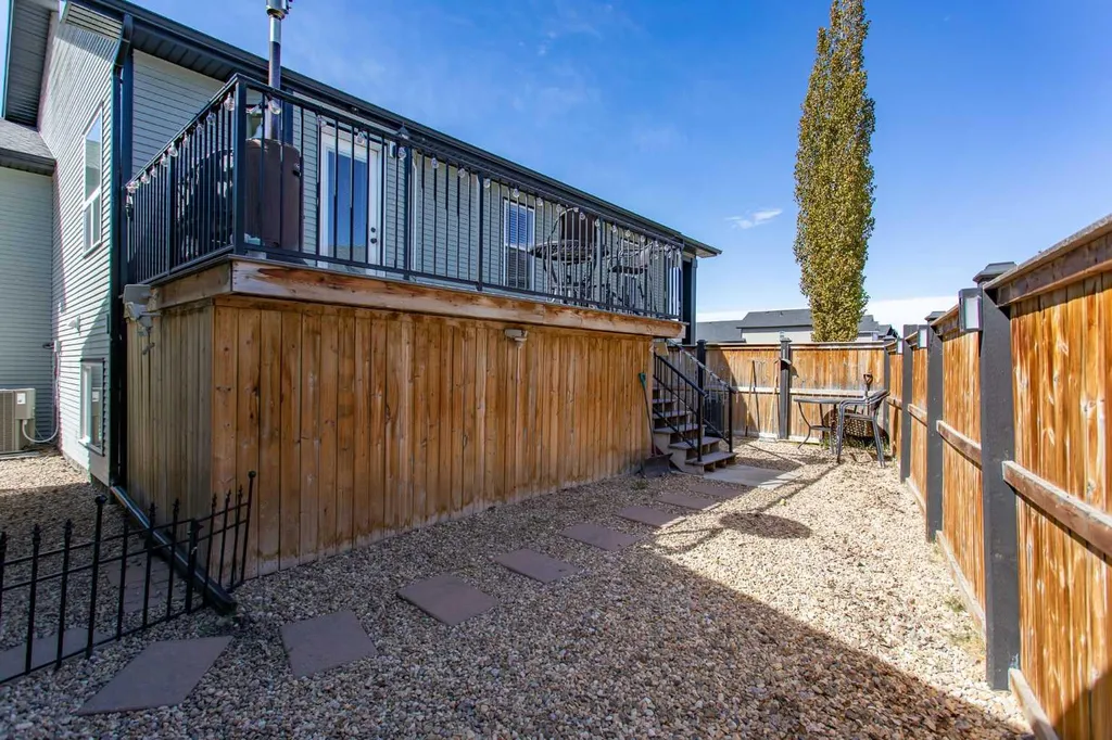 101 Coachman Way Blackfalds AB T4M 0B4