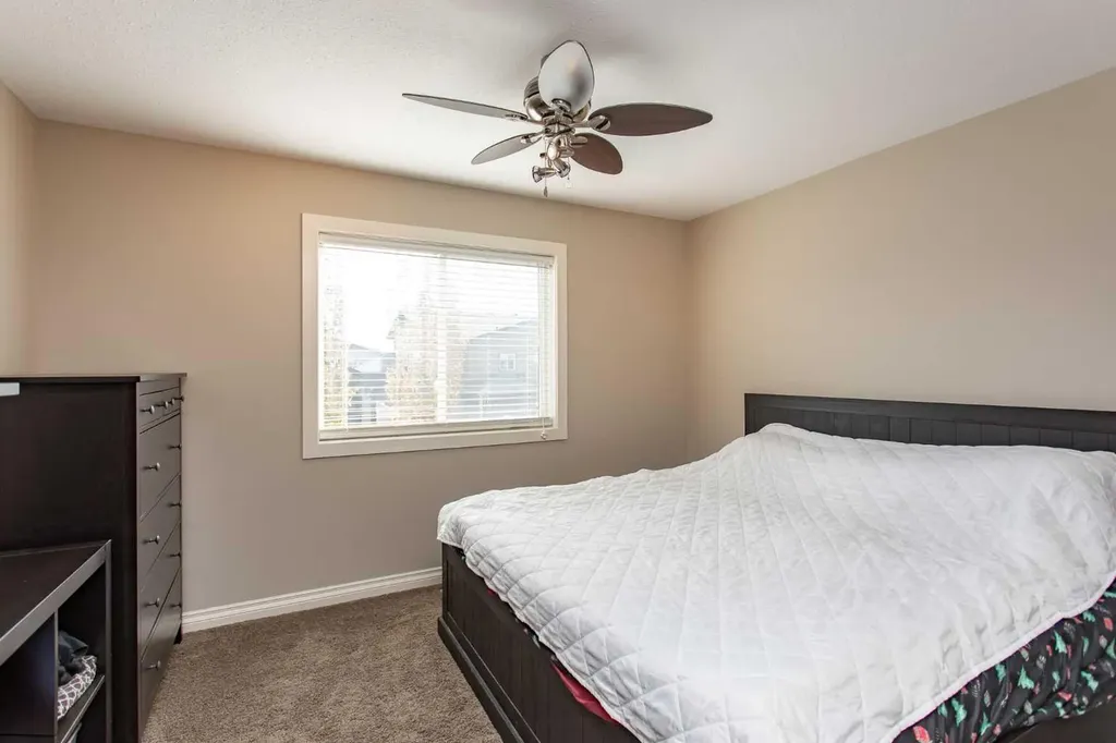 101 Coachman Way Blackfalds AB T4M 0B4