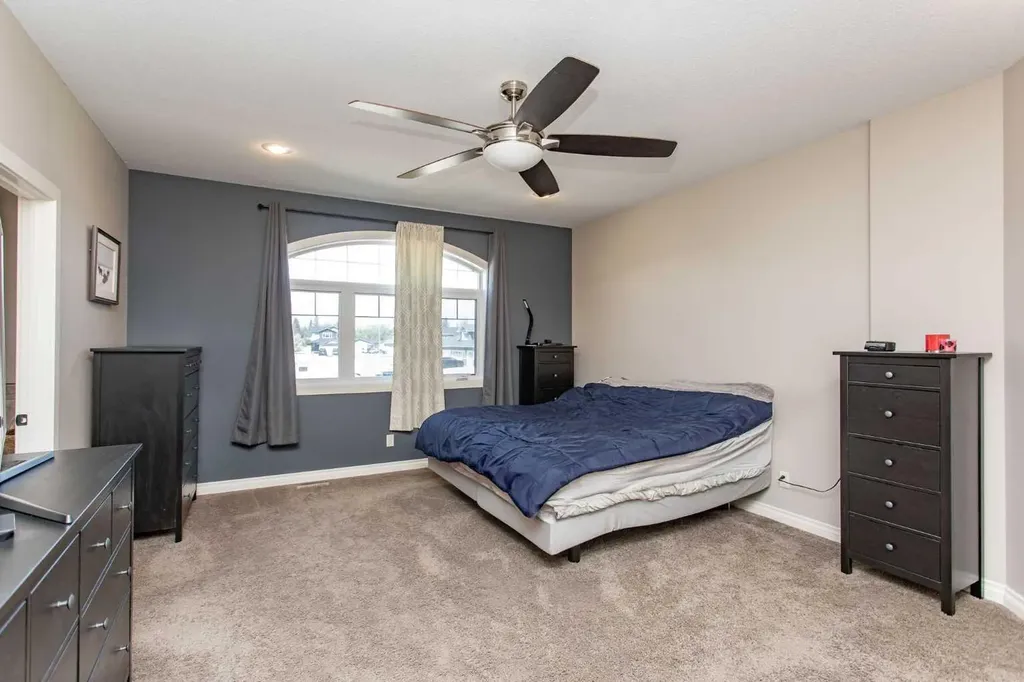 101 Coachman Way Blackfalds AB T4M 0B4