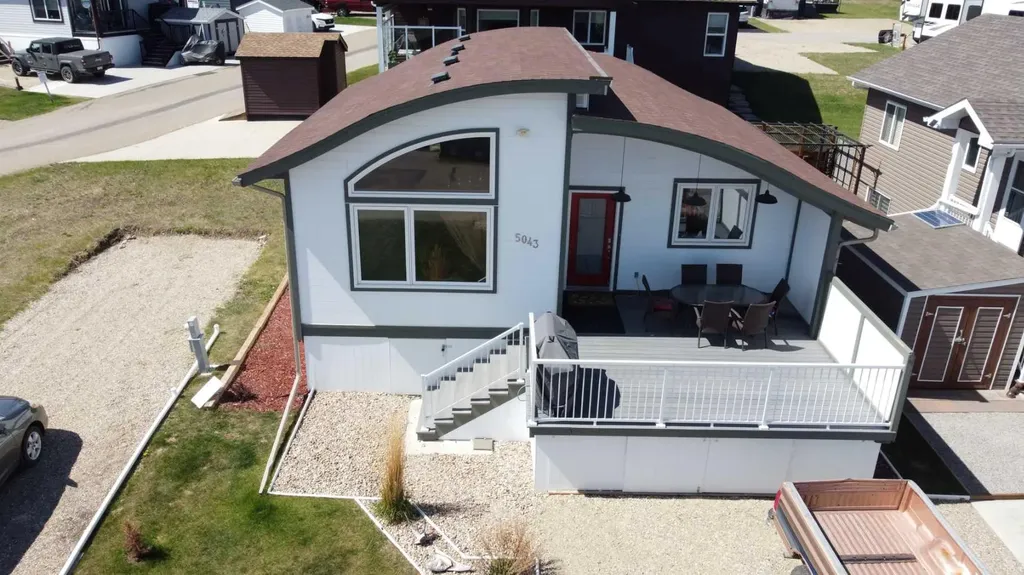 25054 South Pine Lake Road Rural Red Deer County AB T0M1R0