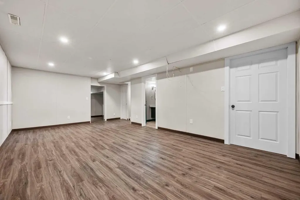 3313 53 Avenue Lloydminster AB T9V 1H1