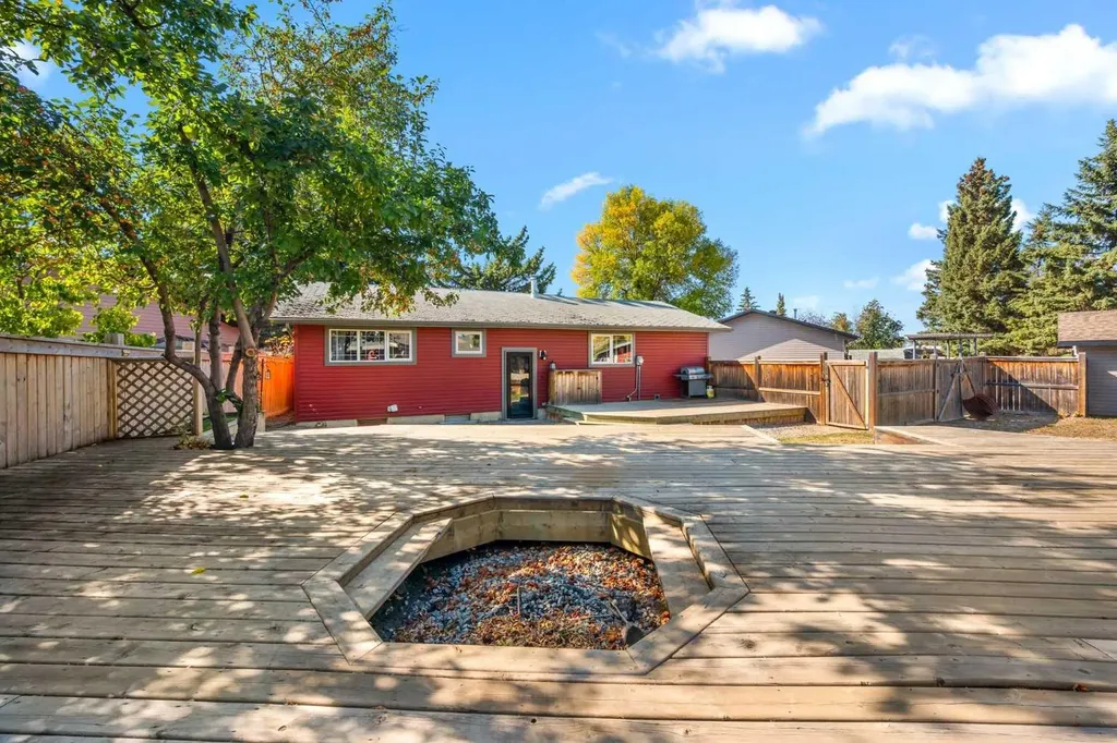 3313 53 Avenue Lloydminster AB T9V 1H1