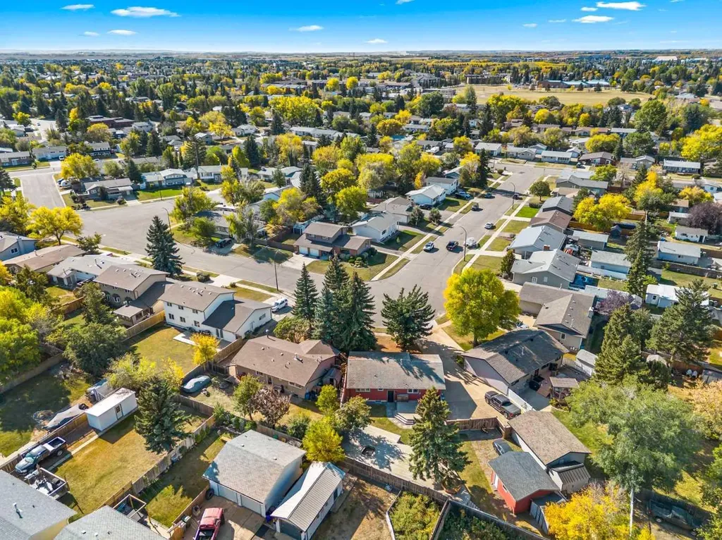 3313 53 Avenue Lloydminster AB T9V 1H1
