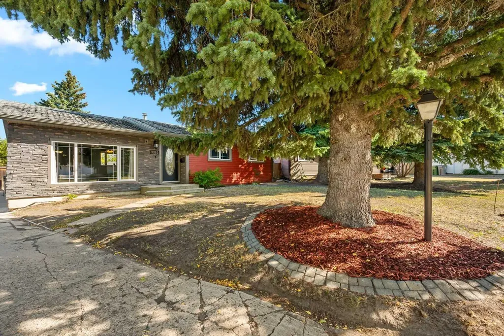 3313 53 Avenue Lloydminster AB T9V 1H1