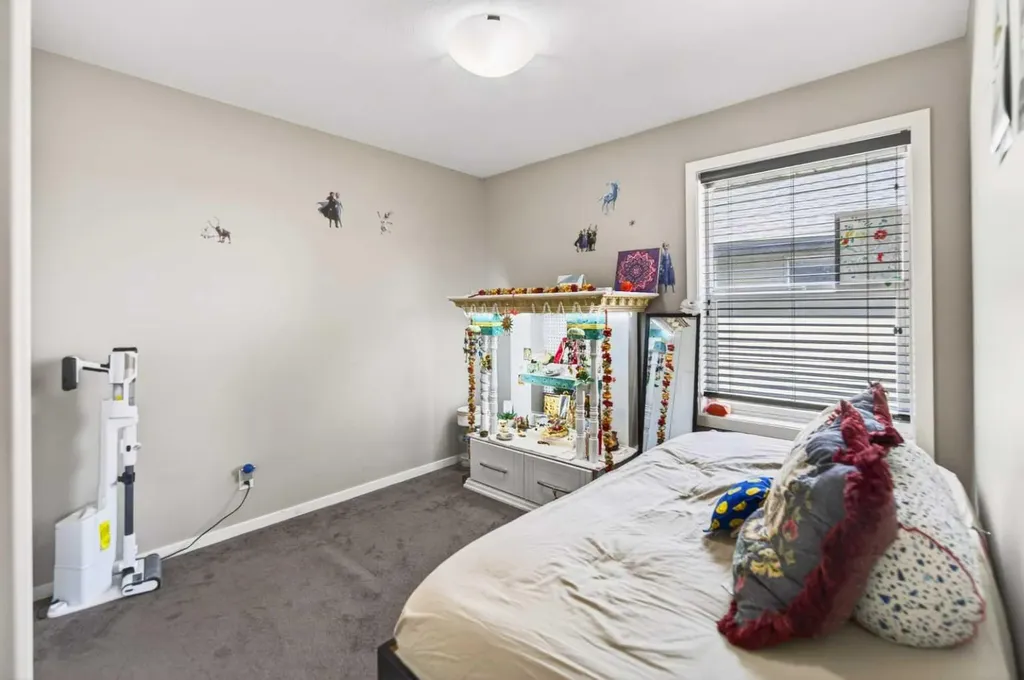 50 Trimble Close Red Deer AB T4P0N6