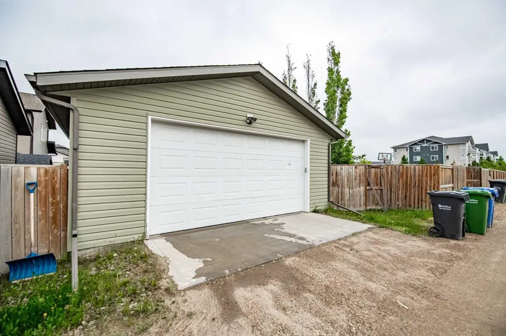 50 Trimble Close Red Deer AB T4P0N6