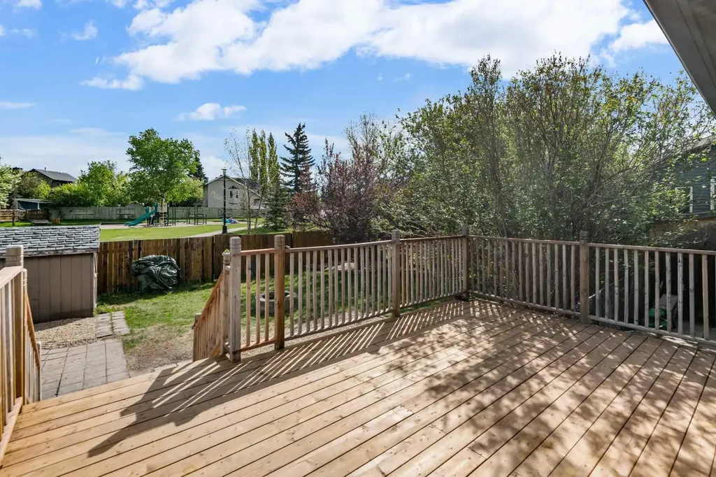 1504 Big Springs Way SE Airdrie AB T4A 1N3