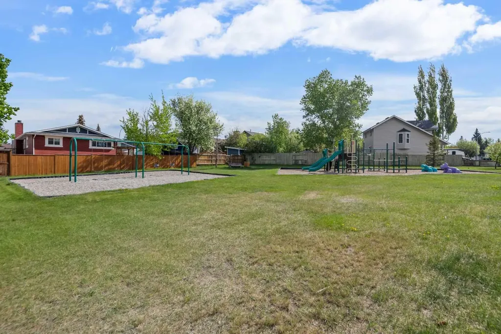 1504 Big Springs Way SE Airdrie AB T4A 1N3