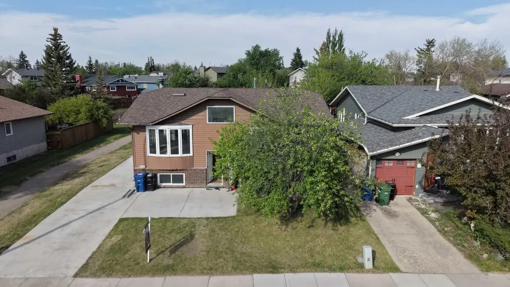 1504 Big Springs Way SE Airdrie AB T4A 1N3