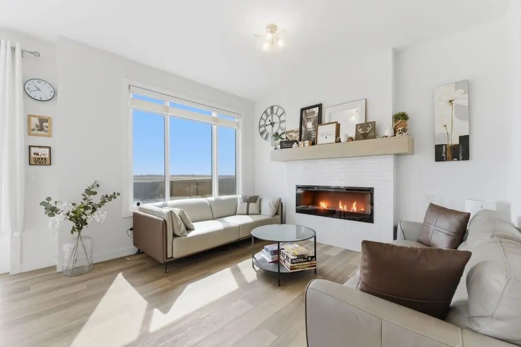 936 Langholm Drive SE Airdrie AB T4A 3R2