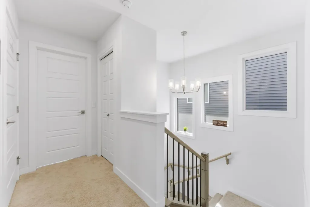 936 Langholm Drive SE Airdrie AB T4A 3R2