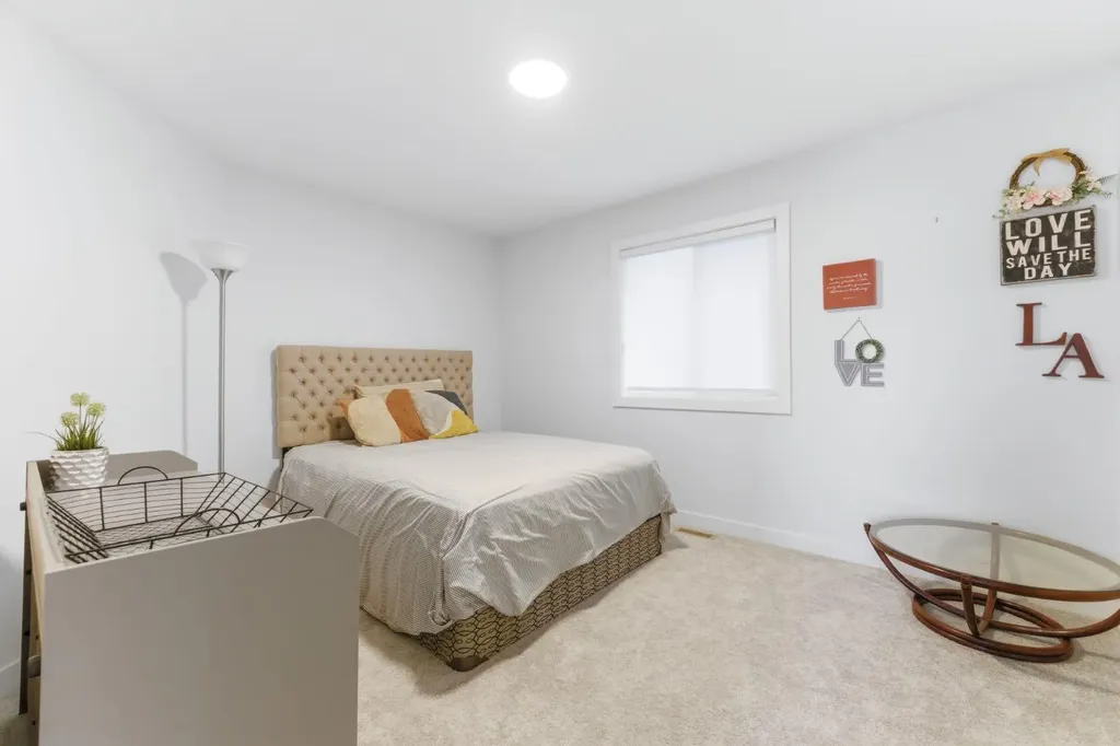936 Langholm Drive SE Airdrie AB T4A 3R2