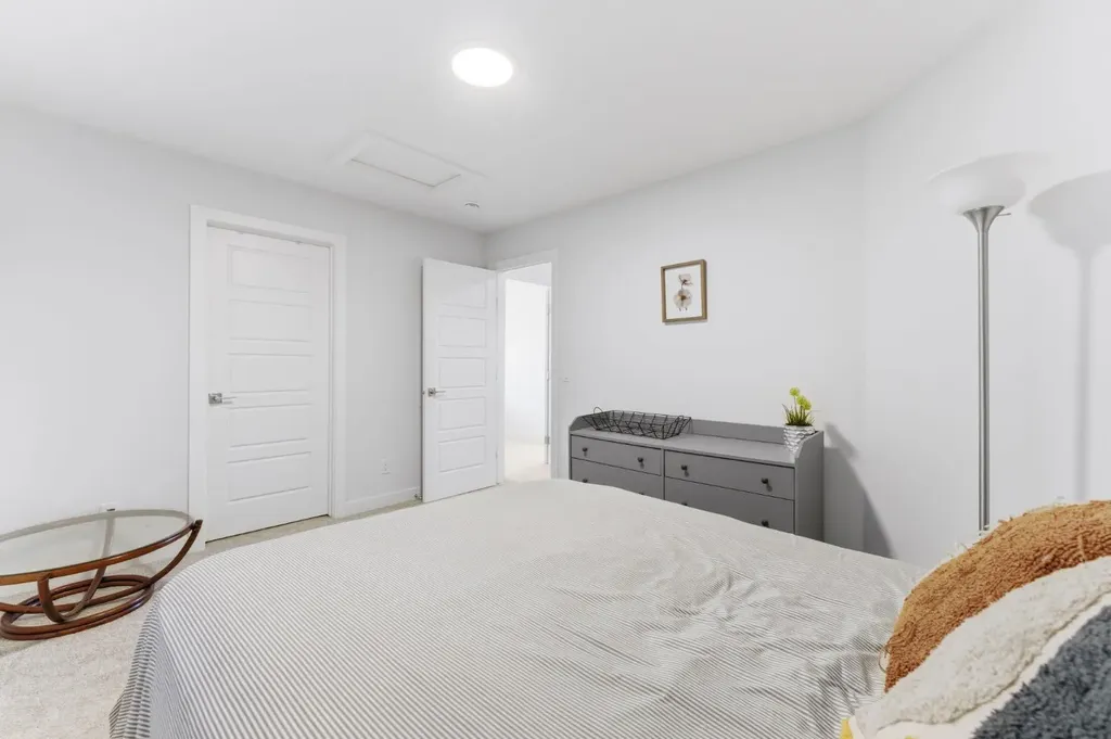 936 Langholm Drive SE Airdrie AB T4A 3R2