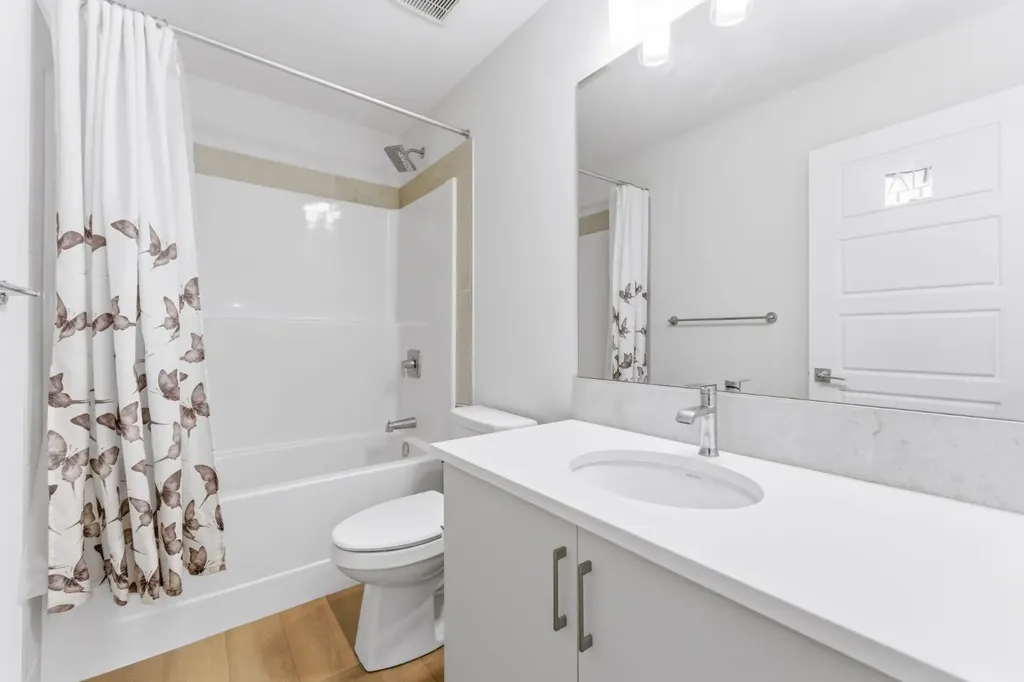 936 Langholm Drive SE Airdrie AB T4A 3R2