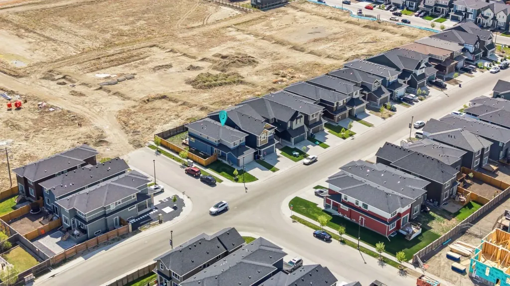 936 Langholm Drive SE Airdrie AB T4A 3R2