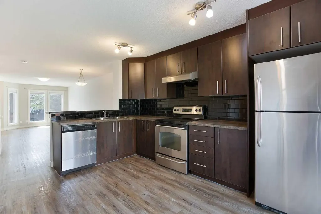 2445 Kingsland Road SE Airdrie AB T4B 0B5