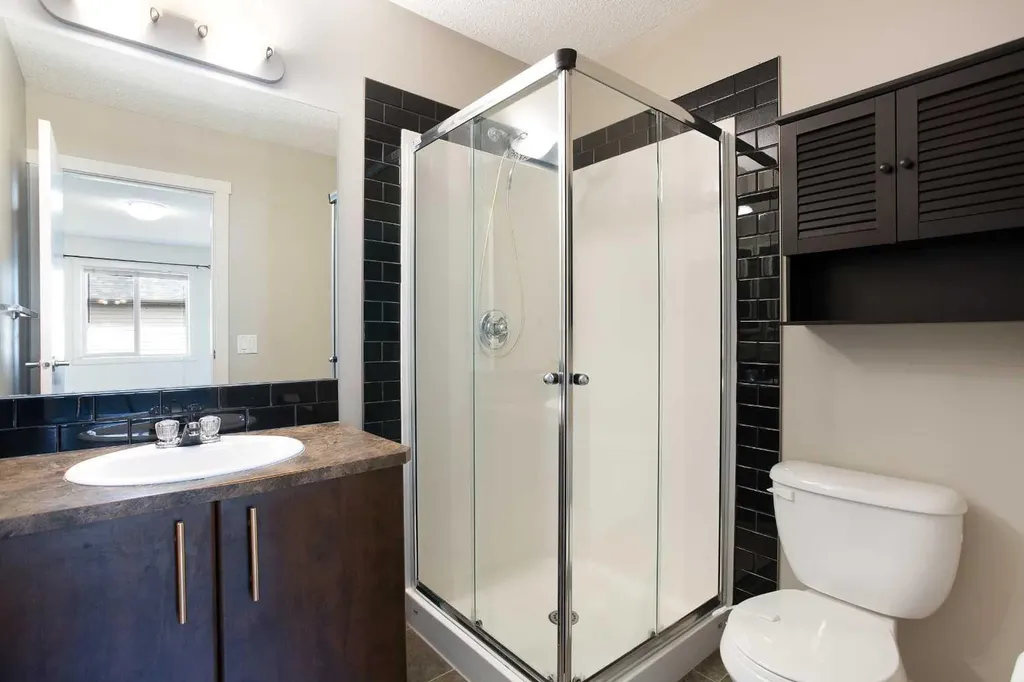 2445 Kingsland Road SE Airdrie AB T4B 0B5