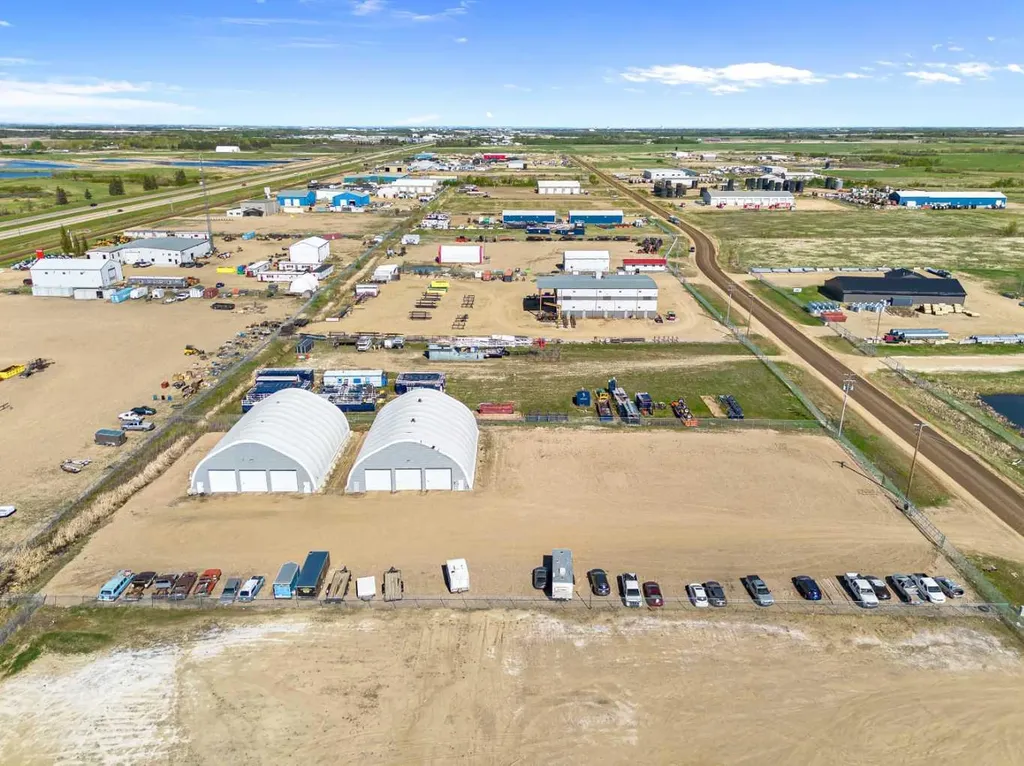 58 Willoughby Street Blackfoot AB T9V 1C7