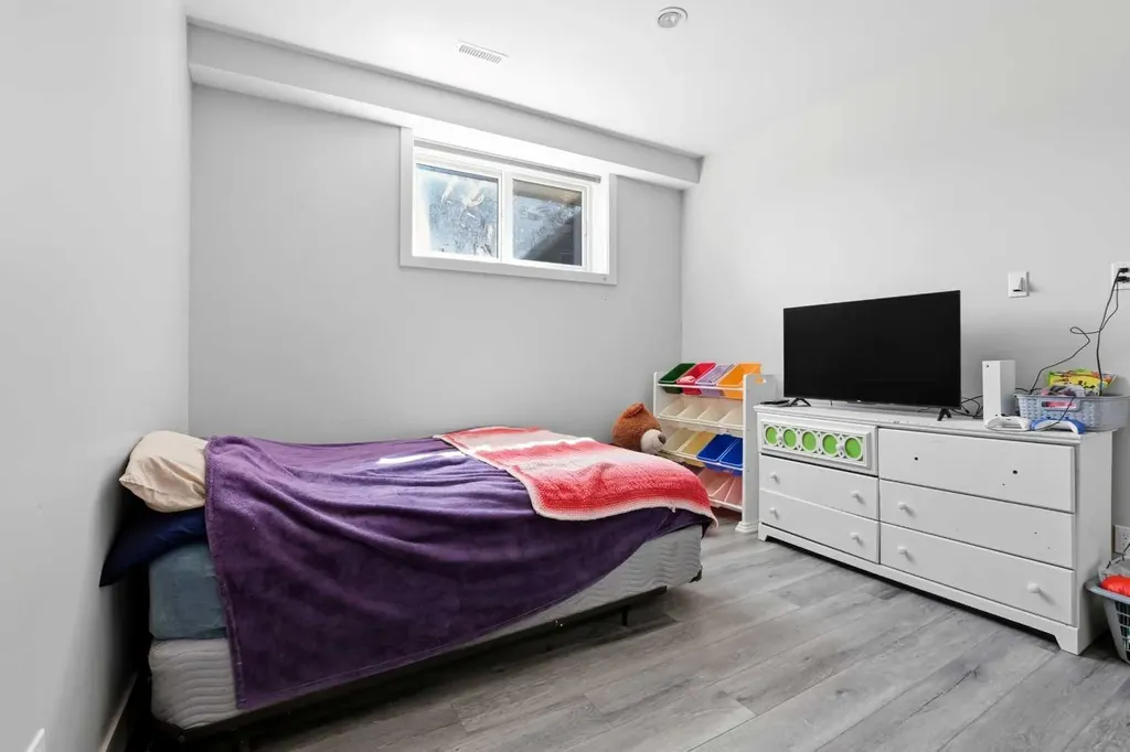 5803 68 Avenue Close Rocky Mountain House AB T4T 1V7