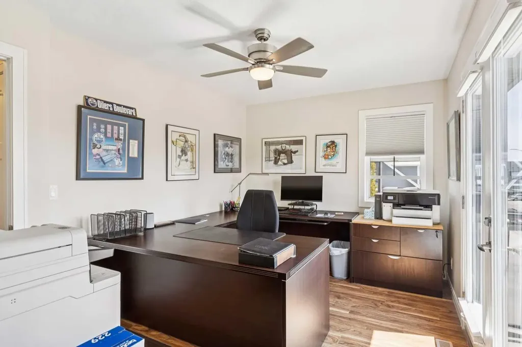 102 Cooperswood Place SW Airdrie AB T4B 3T6