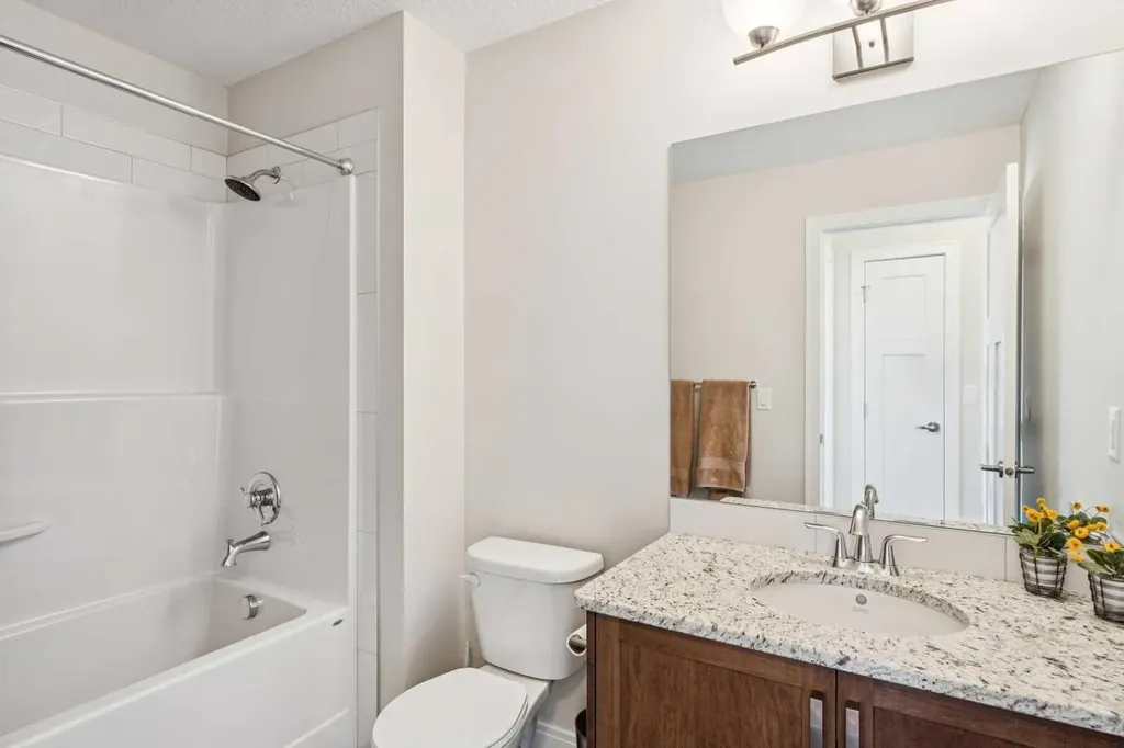 102 Cooperswood Place SW Airdrie AB T4B 3T6