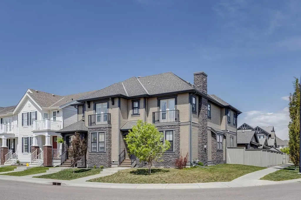 102 Cooperswood Place SW Airdrie AB T4B 3T6