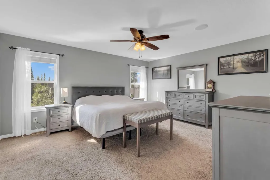 4396 Ryders Ridge Boulevard Sylvan Lake AB T4S0J7