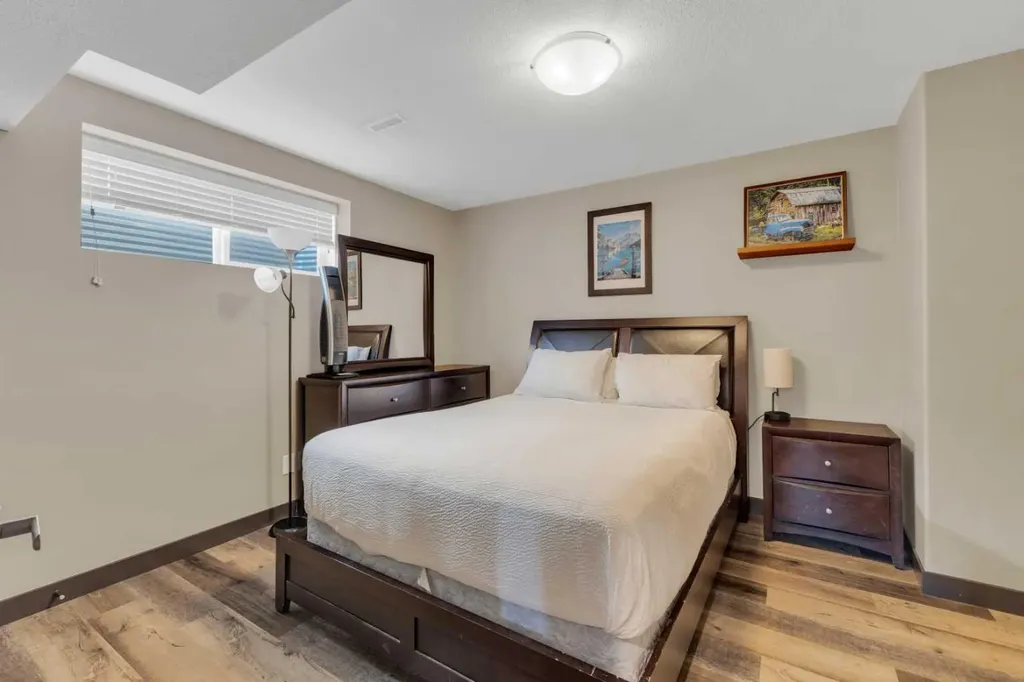 4396 Ryders Ridge Boulevard Sylvan Lake AB T4S0J7