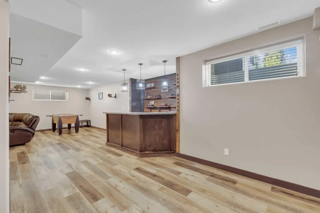 4396 Ryders Ridge Boulevard Sylvan Lake AB T4S0J7