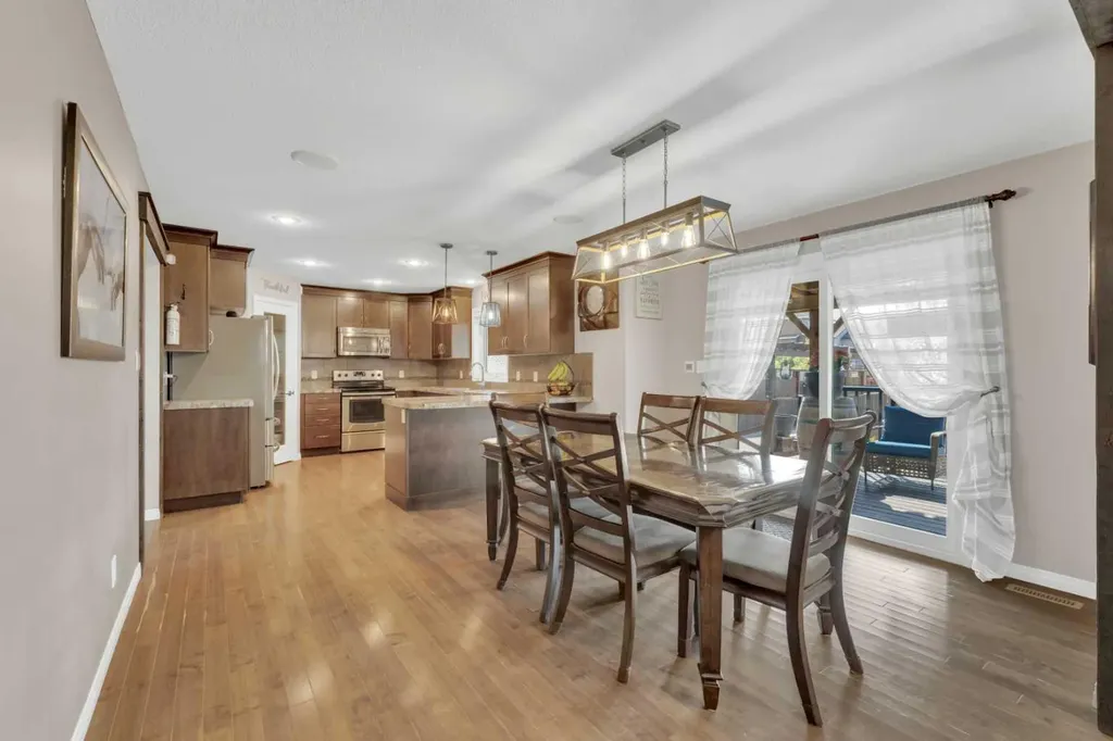 4396 Ryders Ridge Boulevard Sylvan Lake AB T4S0J7