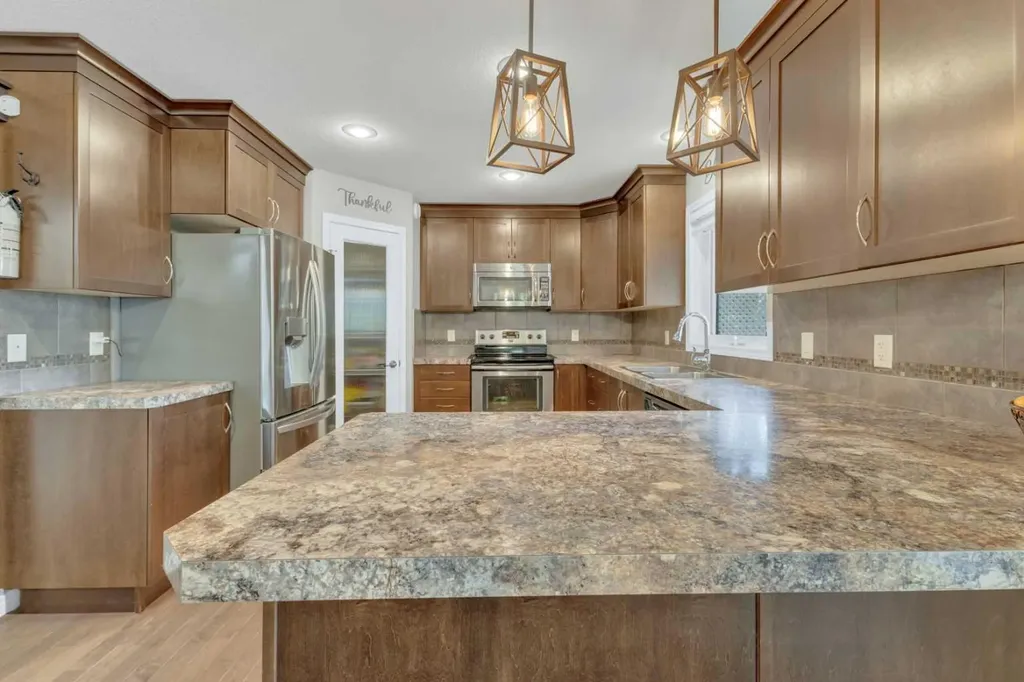 4396 Ryders Ridge Boulevard Sylvan Lake AB T4S0J7