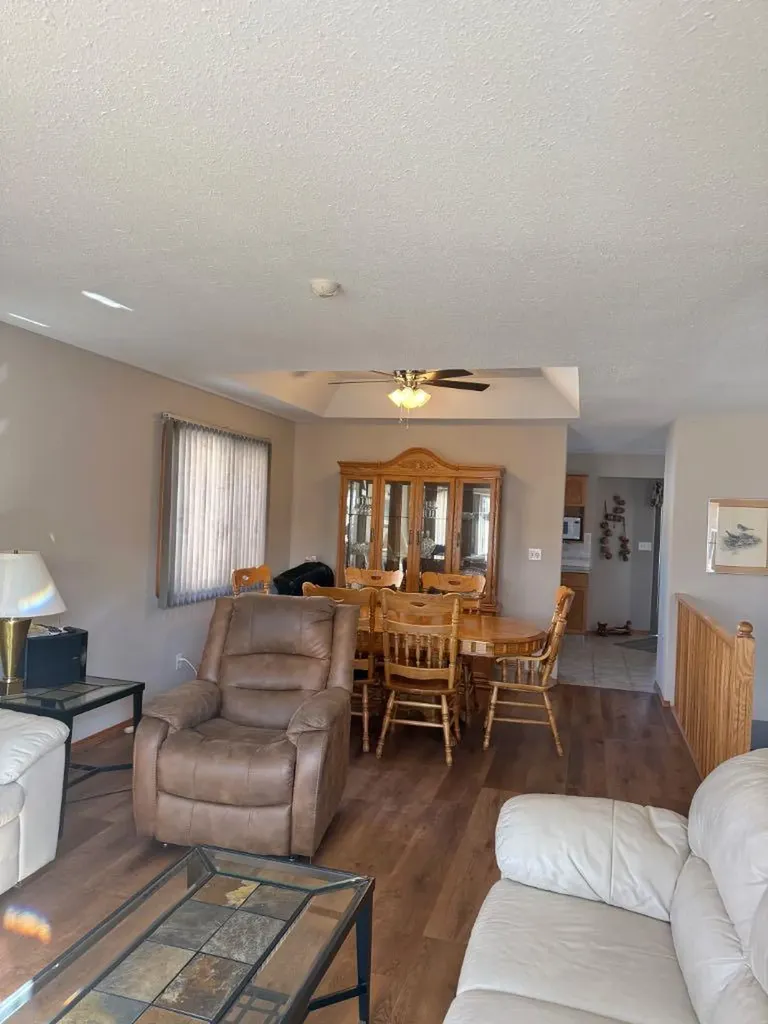 12 Clearwater Crescent Wetaskiwin AB T0A 2C1