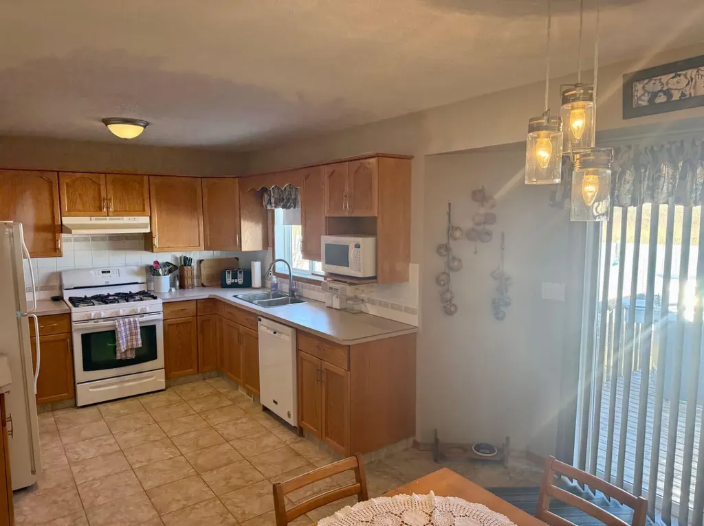 12 Clearwater Crescent Wetaskiwin AB T0A 2C1