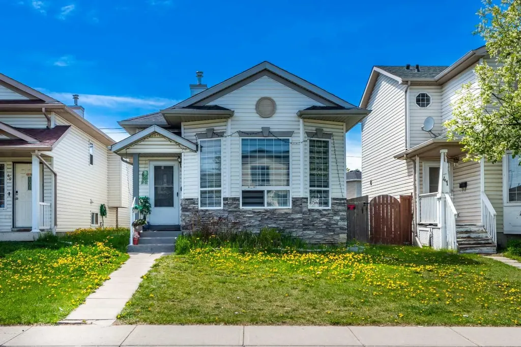 45 Martin Crossing Crescent NE Calgary AB T3J 3S8