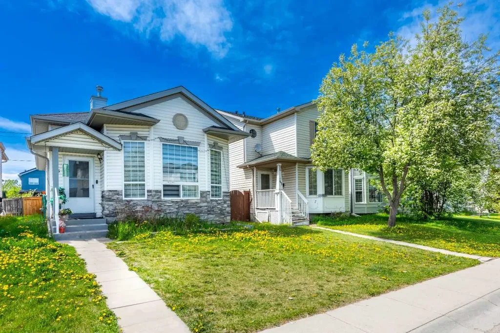 45 Martin Crossing Crescent NE Calgary AB T3J 3S8