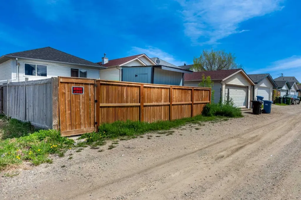45 Martin Crossing Crescent NE Calgary AB T3J 3S8