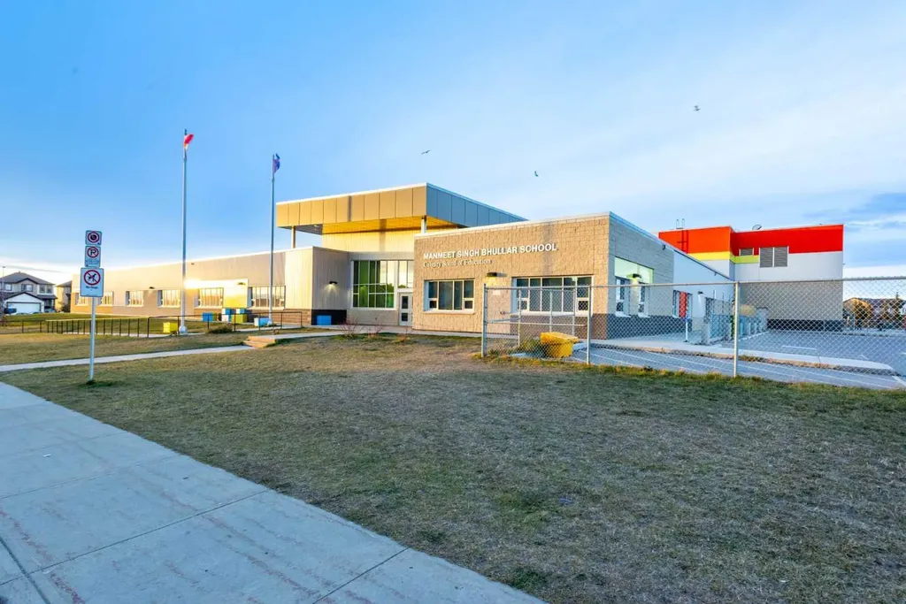 45 Martin Crossing Crescent NE Calgary AB T3J 3S8