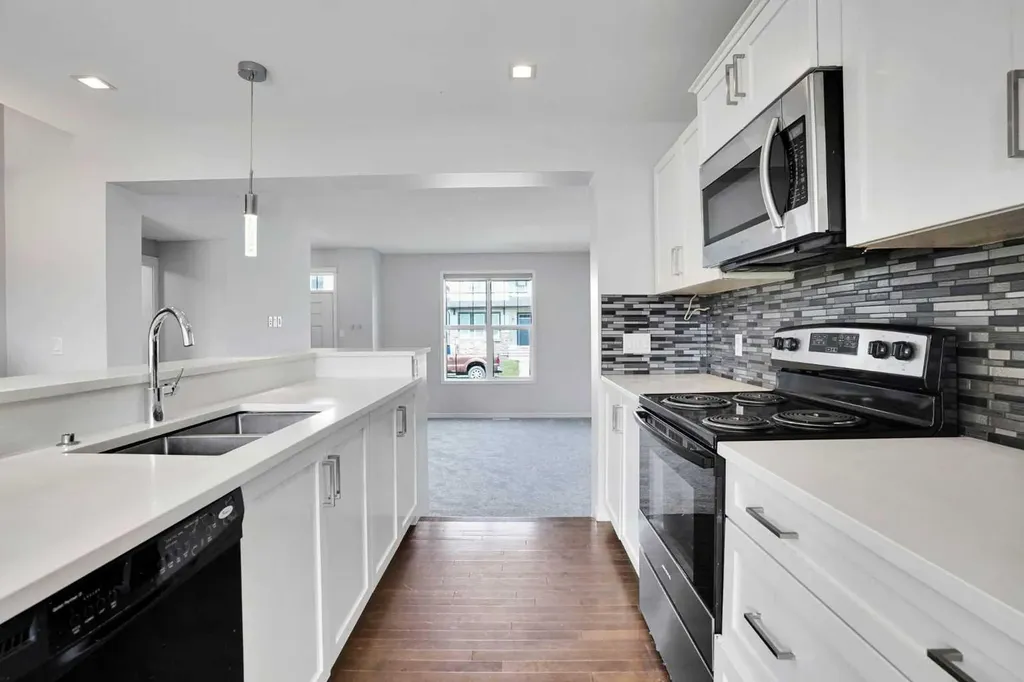 173 Skyview Springs Crescent NE Calgary AB T3N 0B8