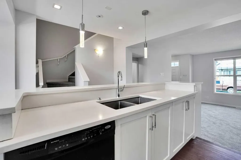 173 Skyview Springs Crescent NE Calgary AB T3N 0B8