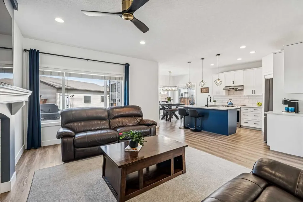54 Elgin Meadows Green SE Calgary AB T2Z 0L9