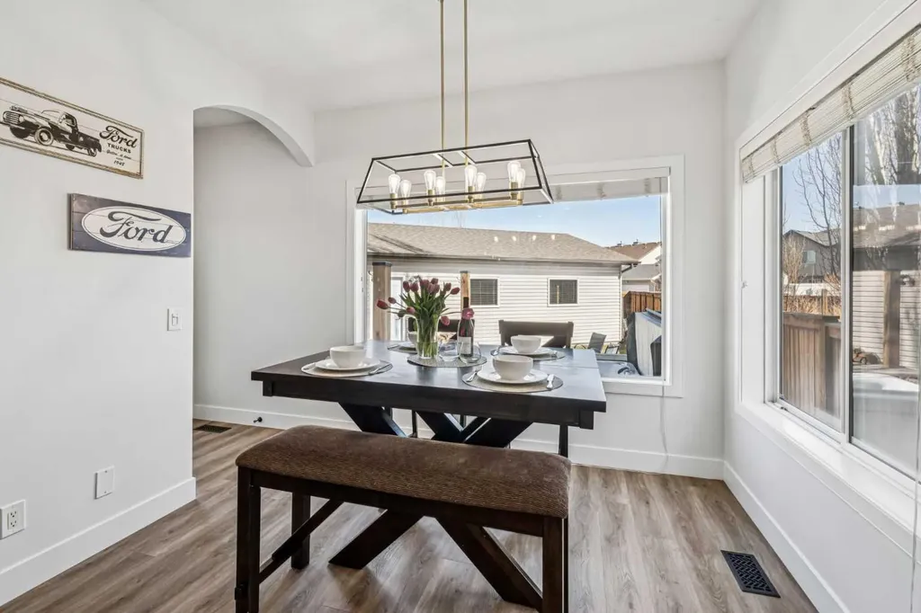 54 Elgin Meadows Green SE Calgary AB T2Z 0L9