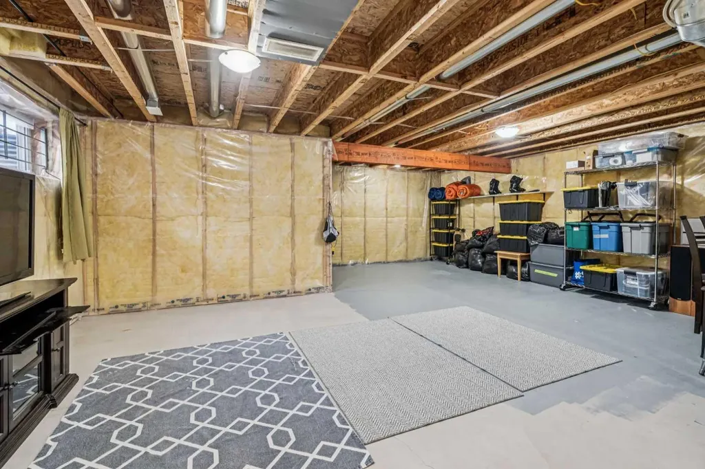 54 Elgin Meadows Green SE Calgary AB T2Z 0L9
