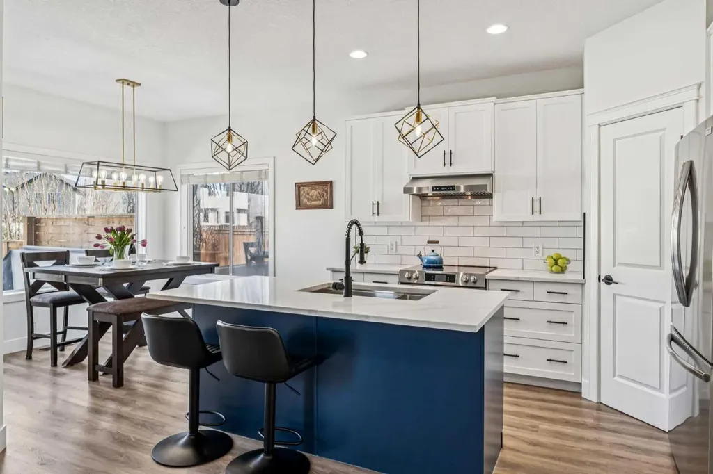 54 Elgin Meadows Green SE Calgary AB T2Z 0L9